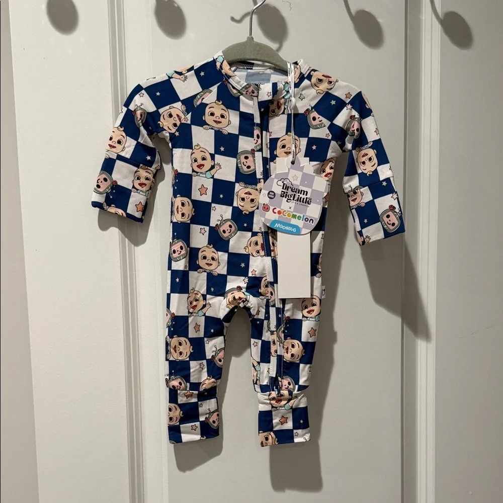Cocomelon bamboo value checkered & Dream Big Little Co. Premie NWT